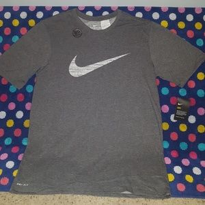 Men's Nike dri-fit tshirt